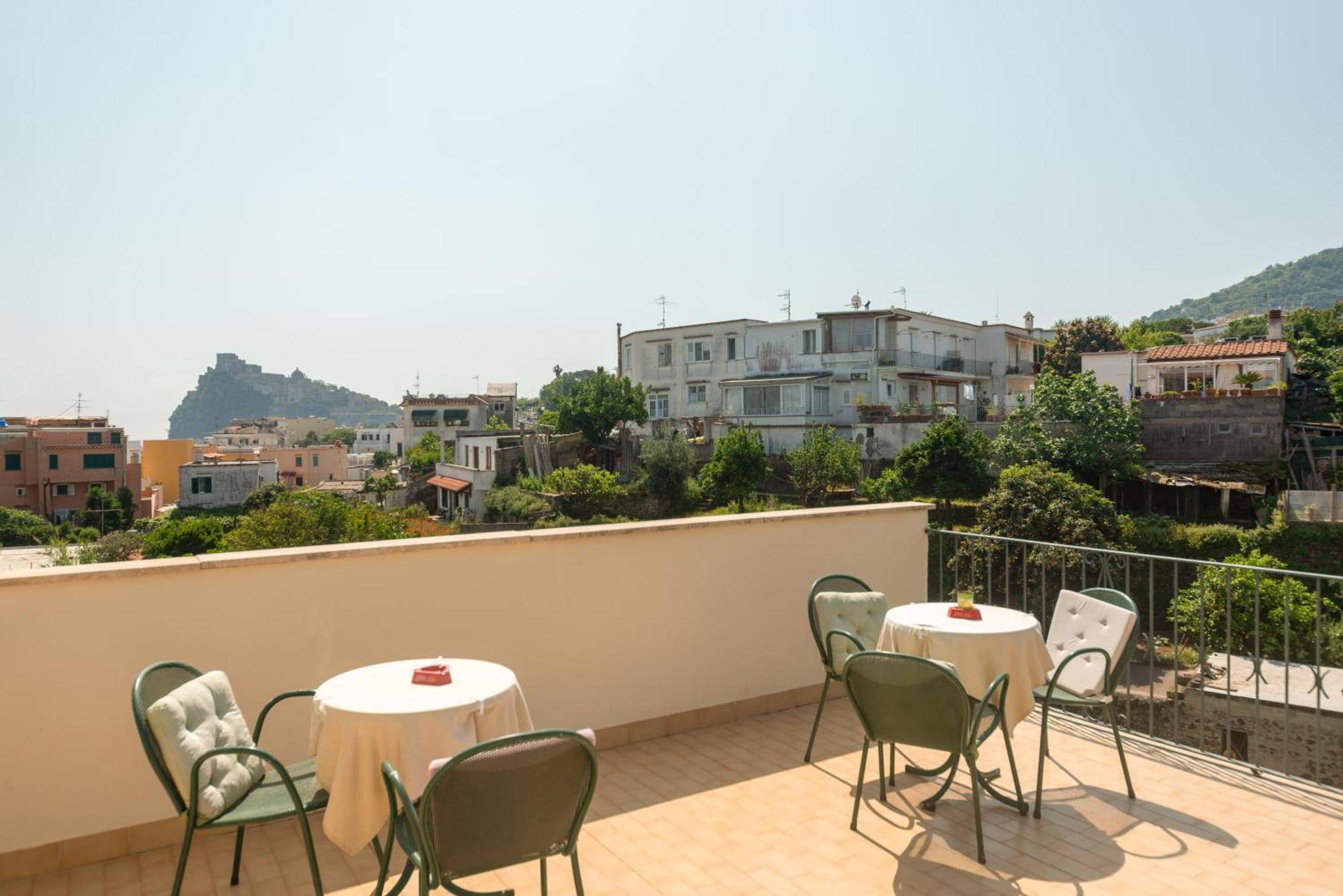Villa Dei Sogni - Aparthotel Ischia Ponte Exterior foto